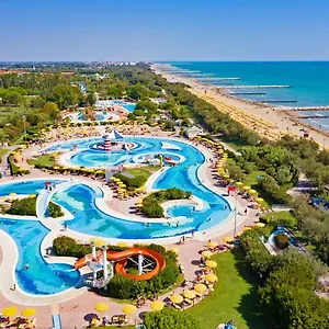 Centro Vacanze Pra' Delle Torri Каорле