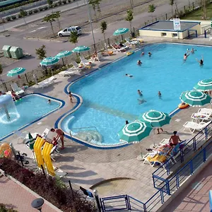 Altanea Residences Con Piscina Apartament